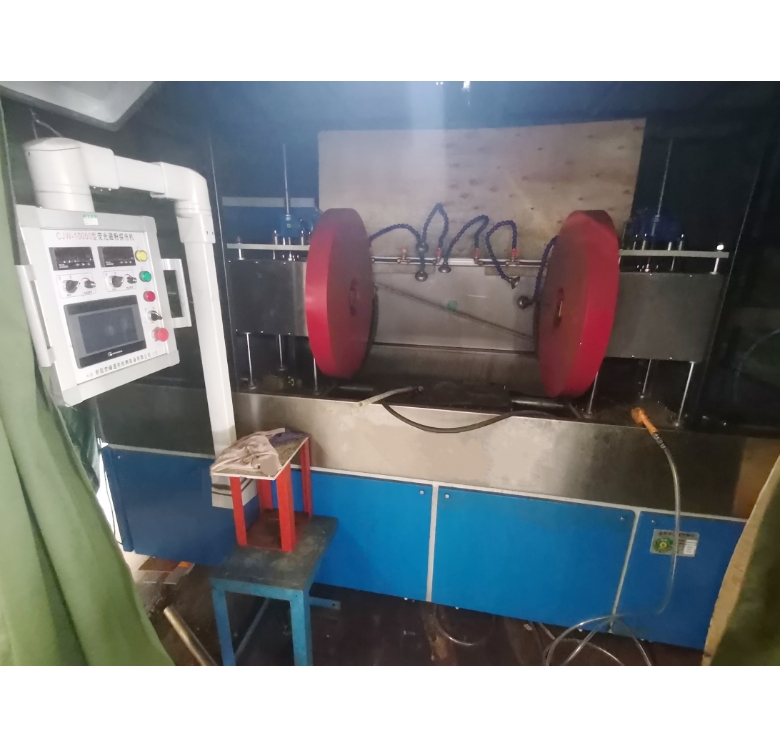 荧光磁粉探伤机